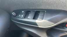 Toyota Yaris Cross 1.5 Hybrid Design 5dr CVT Hybrid Estate